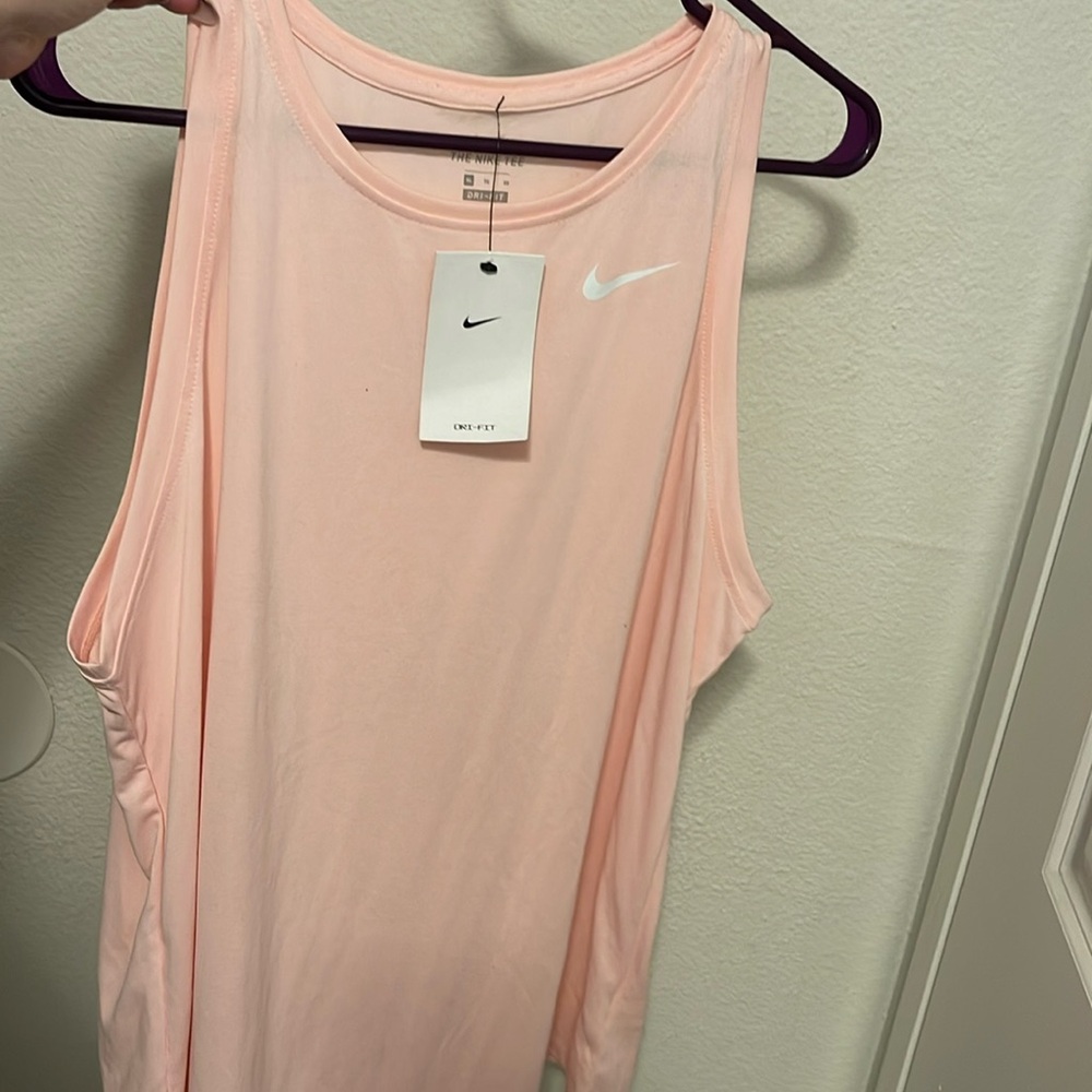 Brand new nike tank